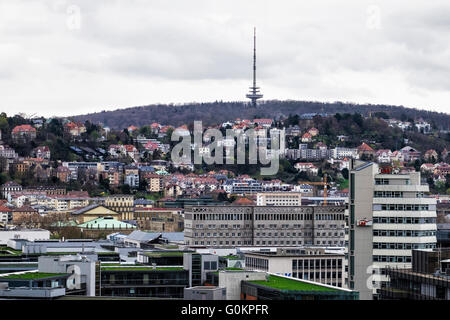 Stuttgart, Germania. Antenna sul tetto vista degli edifici della città Foto Stock