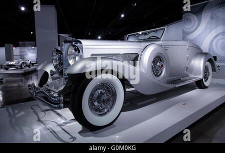 1936 Duesenberg SJN Modello convertibile coupé da Rollston. Parte della collezione Nethercutt, Helen e Jack Nethercutt Foto Stock