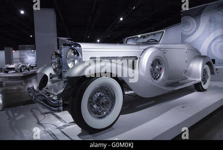 1936 Duesenberg SJN Modello convertibile coupé da Rollston. Parte della collezione Nethercutt, Helen e Jack Nethercutt Foto Stock