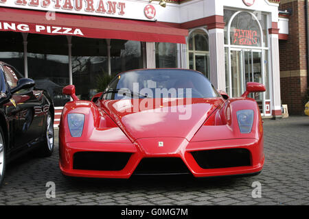 Ferrari Enzo al Flying Pizza, Leeds. Foto Stock