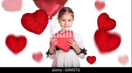 Carino bambina con cuore rosso box Foto Stock