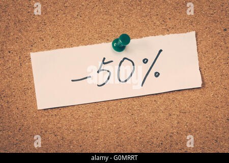 -50% meno di cinquanta percento Foto Stock