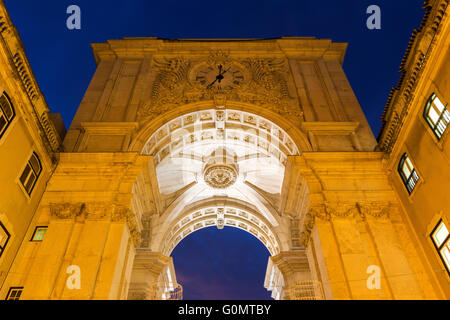 La Rua Augusta Arch a Lisbona in Portogallo Foto Stock