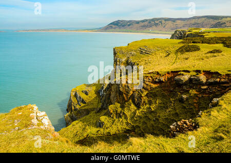 Vista dal worm dirigersi verso Rhossili Bay e la spiaggia sulla Penisola di Gower nel Galles del Sud Foto Stock