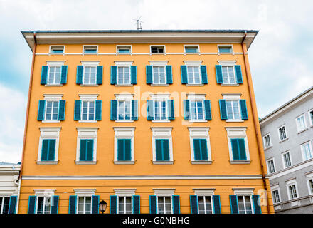 Salisburgo, casa a Waagplatz in stile italiano; Haus am Waagplatz in italienischem Stil Foto Stock