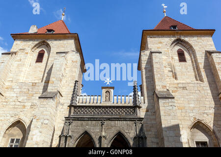 Chiesa della Vergine Maria sotto la catena quartiere piccolo di Praga Repubblica Ceca Foto Stock