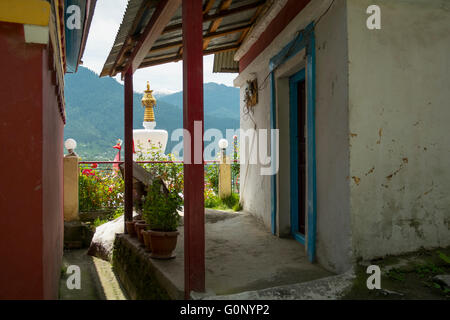 Un minuscolo buddista tibetana insediamento in Manali, Himachal Pradesh, India Foto Stock
