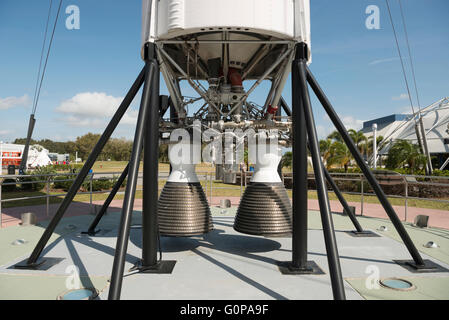 Giardino a razzo, Kennedy Space Center Visitor Complex, Merritt Island, Florida, Stati Uniti d'America Foto Stock