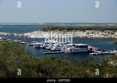 Marina al governatore lo sbarco sul lago Amistad nei pressi del Rio, Texas Foto Stock