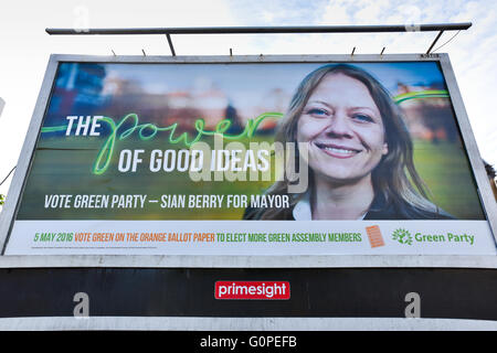 Turnpike Lane, Londra, Regno Unito. Il 3 maggio 2016. Sian Berry, Partito Verde Londra candidato sindaco poster Credito: Matteo Chattle/Alamy Live News Foto Stock