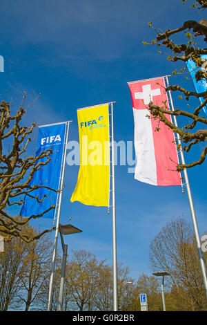 Zurigo - aprile 10: Sede centrale della FIFA international di gioco del calcio (calcio) associazione il 10 aprile 2016 a Zurigo, Svizzera. FIF Foto Stock