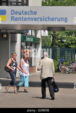 Tedesco di assicurazione pensione, Fehrbelliner Platz, Wilmersdorf, Berlino, Germania Foto Stock