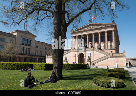 Vista delle Alte Nationalgalerie museo sul Museumsinsel (Isola dei Musei di Berlino Germania Foto Stock