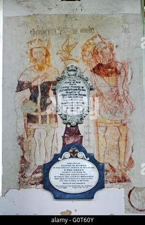 Ha rivelato una pittura murale medioevale nella chiesa parrocchiale dei SS Pietro e Paolo a Heydon, Norfolk, Inghilterra, Regno Unito. Foto Stock