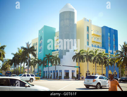 Vista degli edifici Art Deco di South Beach Miami Florida Foto Stock