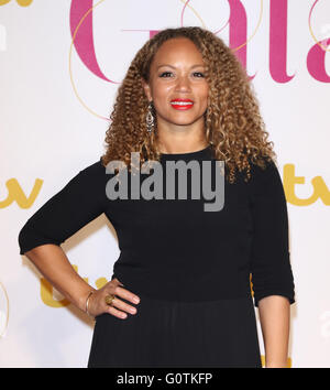 Londra, UK, 19 Nov 2015: Angela Griffin assiste il Gala di ITV al London Palladium di Londra Foto Stock