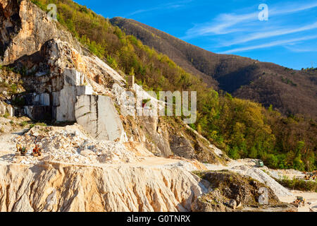 Cave di marmo visualizzare in marmo di carrara Foto Stock