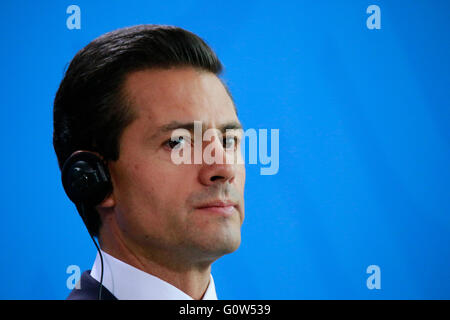 Enrique Peña Nieto - Treffen der dt. Bundeskanzlerin mit dem mexikanischen Praeisdenten, Bundeskanzleramt, 12. Aprile 2016, Berli Foto Stock