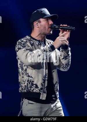 Austin, TX, Stati Uniti d'America. 30 apr, 2016. Sam Hunt di presenze per 2016 iHeartCountry Festival, Frank Erwin Center, Austin, TX 30 aprile 2016. © MORA/Everett raccolta/Alamy Live News Foto Stock