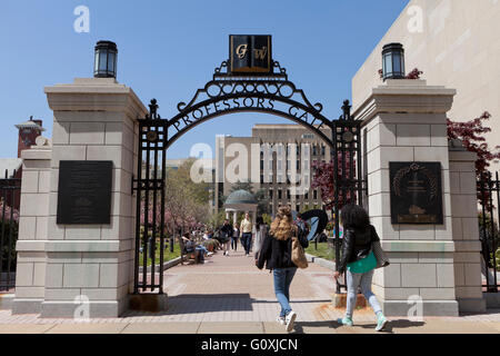 Il Professor's Gate presso la George Washington University - Washington DC, Stati Uniti d'America Foto Stock