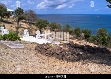 Dh Mayreau isola ST VINCENT Caraibi Caraibi tomba del cimitero di Saint Vincent e Grenadine Foto Stock