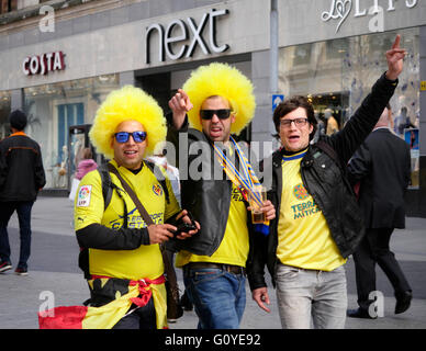 Liverpool, Regno Unito. Il 5 maggio 2016. Ventole Viilarreal nel centro di Liverpool prima del gioco tonights contro il Liverpool ad Anfield Credito: ALAN EDWARDS/Alamy Live News Foto Stock