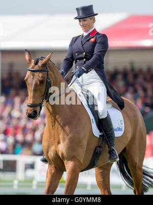 Badminton House, Badminton, UK. 06 Maggio, 2016. Mitsubishi Motors Badminton Horse Trials. Giorno 3. Zara Tindall (GBR) equitazione &#x2018;alta unito" Membro della medaglia d argento i team in entrambi i Giochi Olimpici di Londra e il 2014 Giochi equestri mondiali durante il dressage elemento della Mitsubishi Motors Badminton Horse Trials 2016. Credito: Azione Sport Plus/Alamy Live News Foto Stock