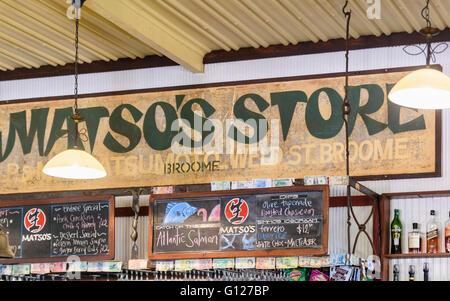 Il vecchio segno a Matso's Brewery Broome, Broome, Kimberley, Australia occidentale Foto Stock