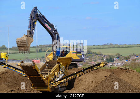 Impianto di pesanti macchinari utilizzati nella costruzione di Grantham sud del by pass, Grantham, Lincolnshire, Inghilterra Foto Stock
