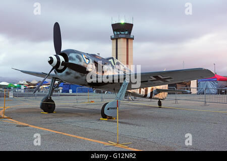 Aeroplano Vintage WWII tedesco Focke-Wulf FW-190 degli aerei da caccia a 2016 piani di fama Air Show in Chino, California Foto Stock