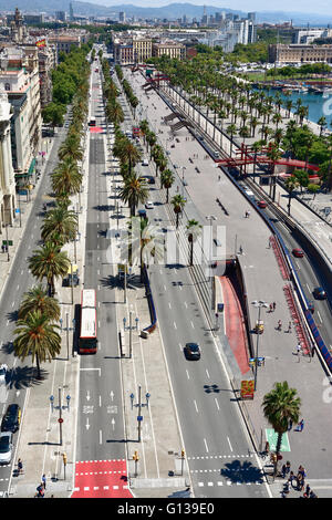 Passeig de Colom. Vista dal punto di vista del monumento di Colombo. Barcellona, in Catalogna, Spagna, Europa Foto Stock