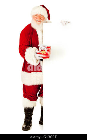 Ampia serie di un isolato su bianco, caucasico autentica Santa Claus. Foto Stock