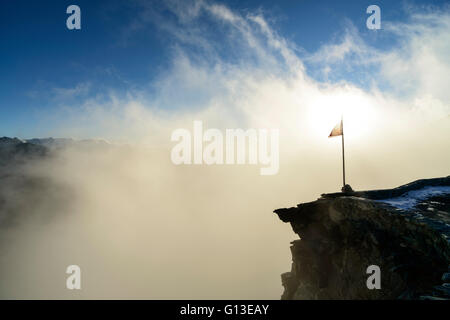 Abendstimmung vor der Tracuithütte. Walliser Alpen Schweiz tramonto al Rifugio Tracuit. Alpi del Vallese Svizzera Foto Stock