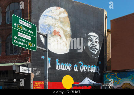 Martin Luther King " Ho avuto un sogno " carta murale, King Street, Newtown, Sydney, Nuovo Galles del Sud, Australia Foto Stock