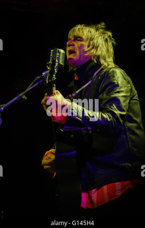 MIKE PETERS PRESENTA L'ALLARME SPIRITO DI 86 dichiarare la Tua forza Tour 2016 Foto Stock