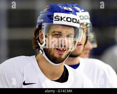 Mosca, Russia. 08 Maggio, 2016. Martin Zatovic della Repubblica ceca nella foto durante la sessione di formazione della Czech National Hockey Team durante i Campionati Mondiali di hockey su ghiaccio a Mosca, in Russia, in data 8 maggio 2016. © Roman Vondrous/CTK foto/Alamy Live News Foto Stock