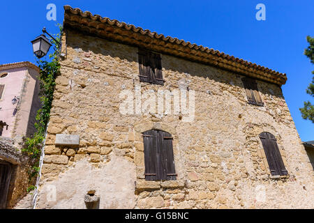 Village de Vaugines Luberon Vaucluse Provence Francia 84 Foto Stock