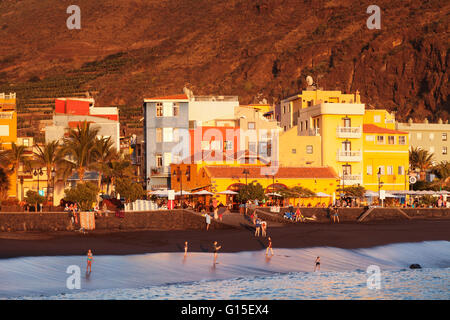 Playa del Puerto Beach, Puerto de Tazacorte, La Palma Isole Canarie Spagna, Europa Foto Stock