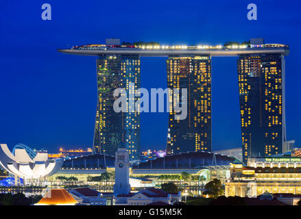 Il Clarke Quay e Marina Bay Sands Hotel e Casinò, Singapore, Sud-est asiatico, in Asia Foto Stock