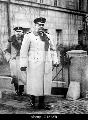 Paul Ludwig Hans Anton von Beneckendorff und von Hindenburg (2 ottobre 1847 - 2 agosto 1934) era un Prussian-German maresciallo di campo, statista e uomo politico, e servito come il secondo Presidente della Repubblica federale di Germania dal 1925 al 1934. Egli ha goduto di una lunga carriera in Foto Stock