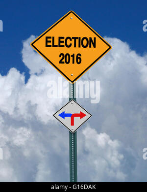 Segno concettuale elezione 2016 a sinistra o a destra sul cielo blu Foto Stock