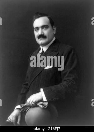 Enrico Caruso (Febbraio 25, 1873 - 2 agosto 1921) era un italiano Tenore lirico. Ha cantato per grandi consensi presso i principali teatri lirici dell Europa e delle Americhe, che figurano in una ampia varietà di ruoli da italiano e repertori francese che variava da Foto Stock