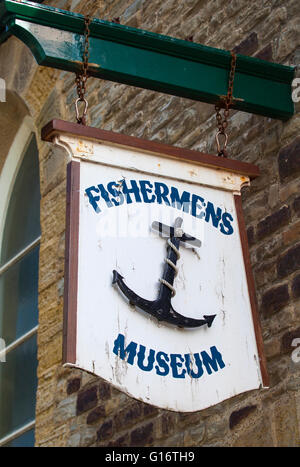 HASTINGS, Regno Unito - 1 APRILE 2016: il segno sulla parte esterna del museo Fishermens in Hastings, il 1 aprile 2016. Foto Stock