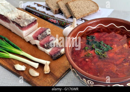 Semplice tradizionale cibo ucraino Foto Stock