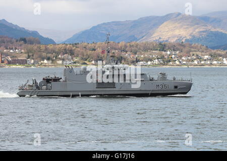 KNM Otra (M351), un Alta classe di dragamine della Royal Navy norvegese, parta per l'inizio dell'esercizio comune della Warrior 16-1. Foto Stock