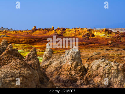 Il colorato paesaggio vulcanico di Dallol nella depressione di Danakil, regione di Afar, Dallol, Etiopia Foto Stock