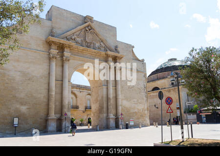 Porta Napoli a Lecce 2 Foto Stock