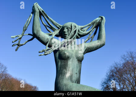 La scultura presso il Parco Vigeland a Oslo, Norvegia. Foto Stock