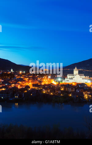 Eurasia, Caucaso, Georgia, Mtskheta, capitale storica, Cattedrale di Svetitskhoveli, XI secolo, da Patriach Melkisedek Foto Stock