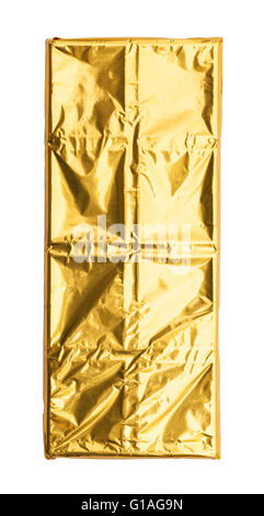 Barra di cioccolato con foglia d'oro isolati su sfondo bianco. Foto Stock